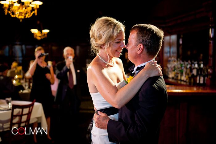 IMAGE: http://i182.photobucket.com/albums/x148/jcolman_photo/Allyson%20and%20Jeff/ally-165.jpg