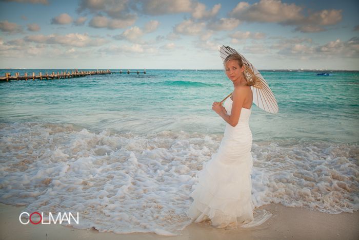 IMAGE: http://i182.photobucket.com/albums/x148/jcolman_photo/cancun/cancun-1696.jpg