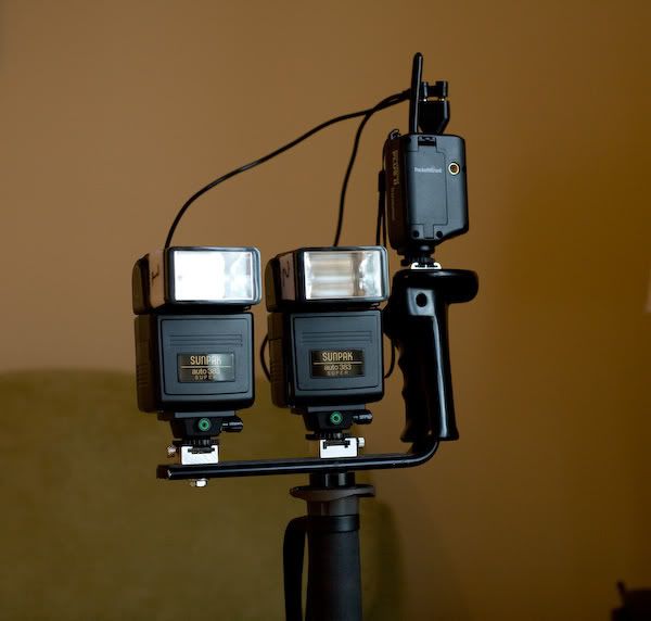 IMAGE: http://i182.photobucket.com/albums/x148/jcolman_photo/lightstick-201.jpg