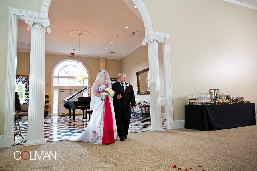 IMAGE: http://i182.photobucket.com/albums/x148/jcolman_photo/reception%20lighting/wedding-421_zpsc5ff8dda.jpg