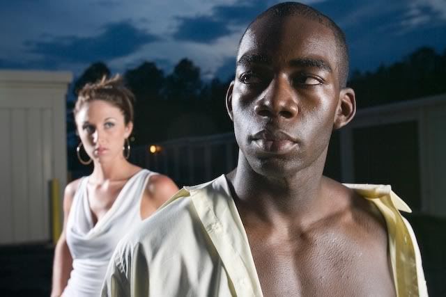 IMAGE: http://i182.photobucket.com/albums/x148/jcolman_photo/storageunit-246.jpg