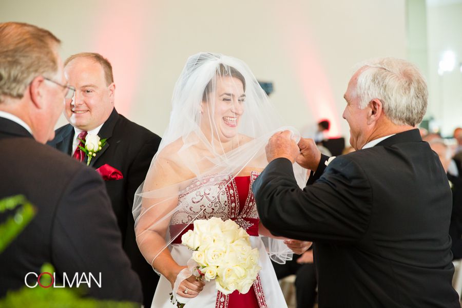 IMAGE: http://i182.photobucket.com/albums/x148/jcolman_photo/wedding-457_zps60ef9c02.jpg