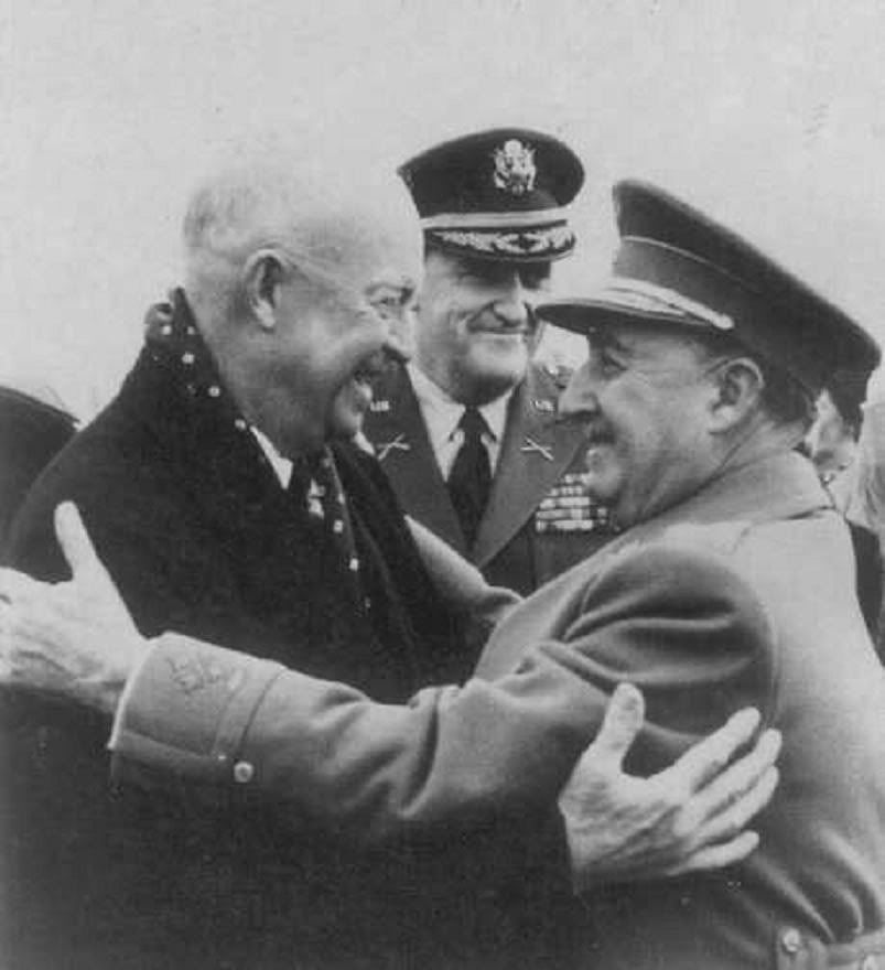 1959-Eisenhower-Franco3.jpg