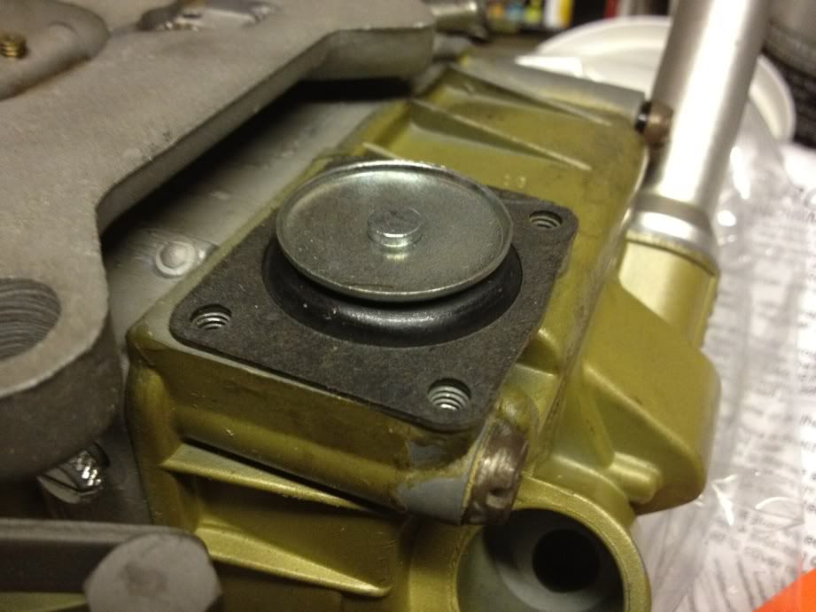 Leaking Holley carb. Team Camaro Tech