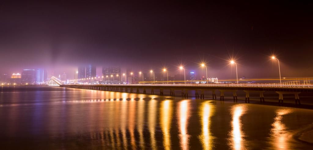http://i182.photobucket.com/albums/x227/surferwaikiki/Macau%20Foggy%20Day/CK2A5238_zpsp3jjzjbx.jpg