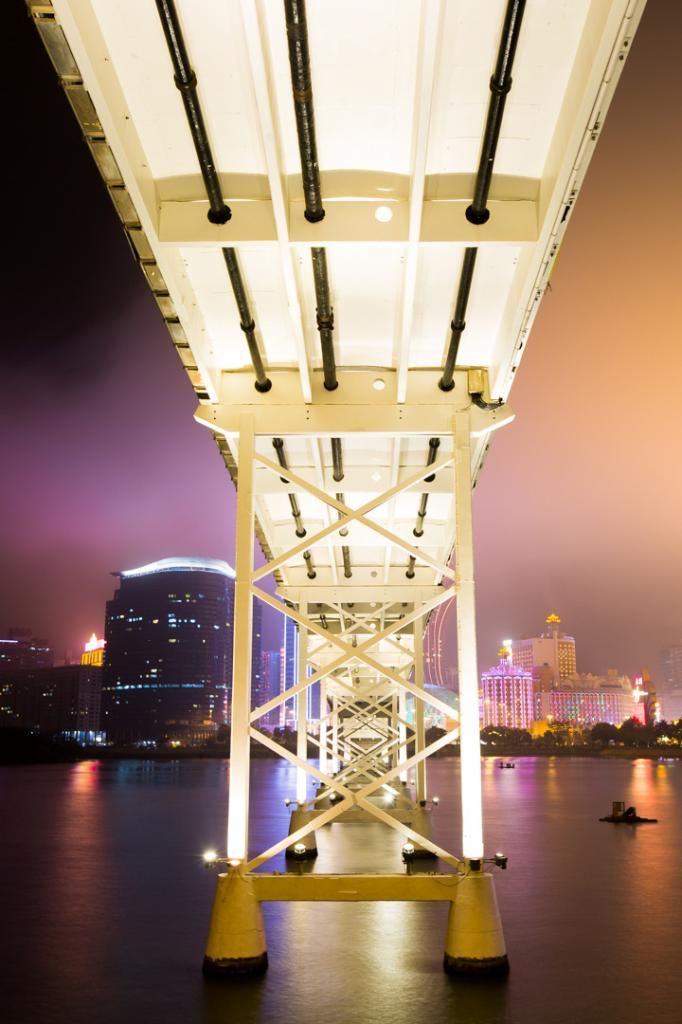 http://i182.photobucket.com/albums/x227/surferwaikiki/Macau%20Foggy%20Day/CK2A5271_zpsjuoitpzz.jpg