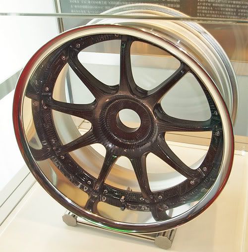 carbon-fiber-aluminum-wheel.jpg
