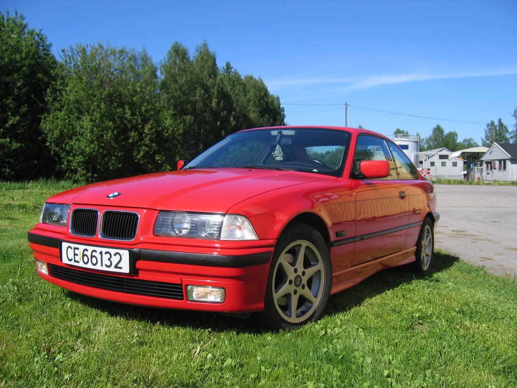 bmw320004.jpg