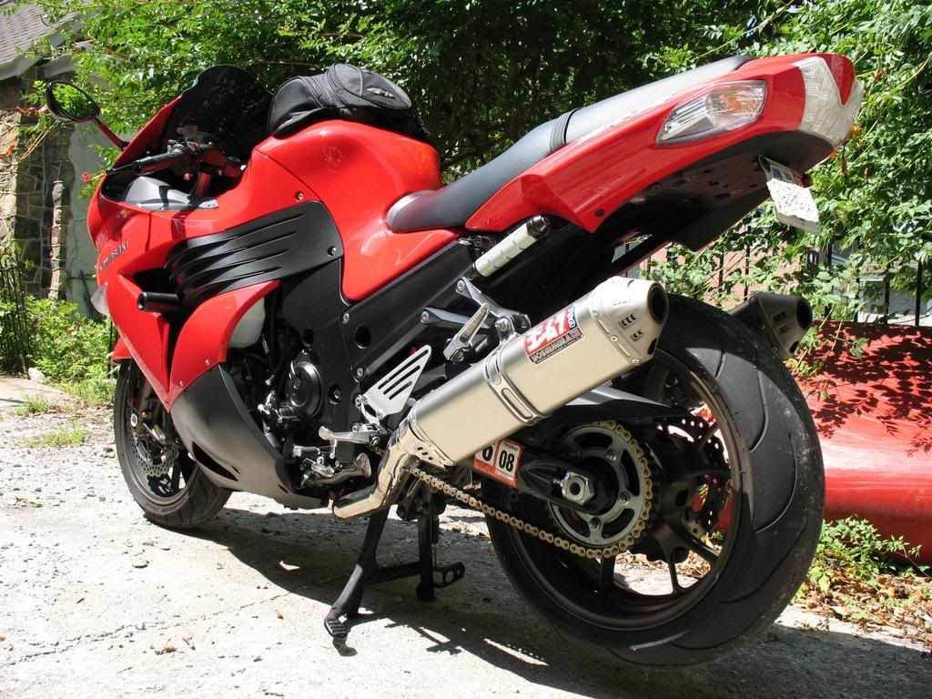 Catalytic converter location @ ZX-14.com
