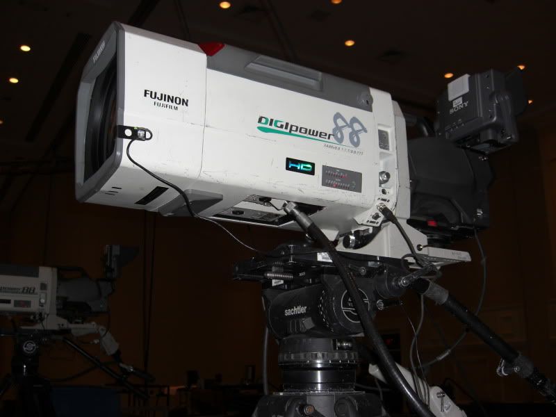 Tripod and external mic for JVC Everio Camcorder