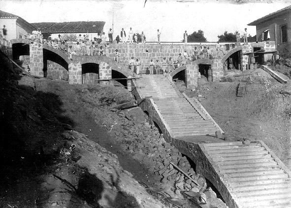 [Imagem: Escadaria_Gruta_Porto_Feliz.jpg]