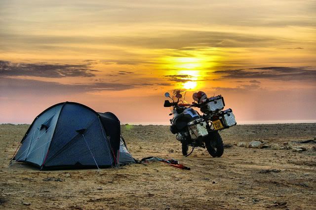 http://i182.photobucket.com/albums/x47/Captainnikon_bucket/Africa/Bike-TentSunset.jpg