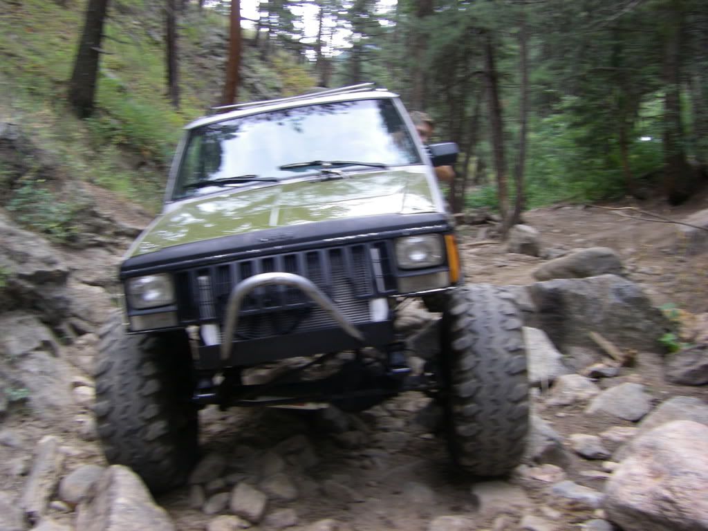 85 V8 XJ Cherokee crawler Pirate 4x4
