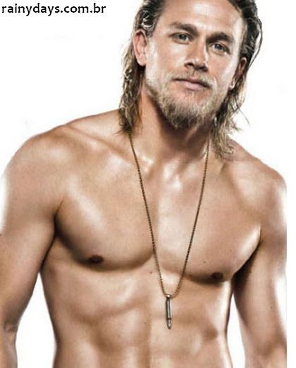 Charlie Hunnam Sem Camisa 2