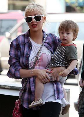 christina aguilera filho max christina aguilera filho max