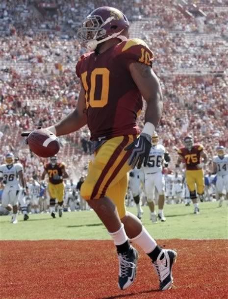 Southern California fullback D.J. Shoemate reacts after scoring a touchdown against San Jose  State during the fourth quarter of a NCAA college football game in Los Angeles, Calif. , Saturday, Sept. 5, 2009. USC won 56-3.