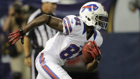  Marcus Easley #81 of the Buffalo Bills carries the ball during the game against the Minnesota Vikings on August 17, 2012 at Mall of America Field at the Hubert H. Humphrey Metrodome in Minneapolis, Minnesota. 