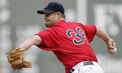 Boston Red Sox starting pitcher Paul Byrd pitches against the Toronto Blue Jays during the second inning of game one of a double header of MLB American League baseball game at Fenway Park in Boston, Massachusetts September 13, 2008.   REUTERS/Adam Hunger  