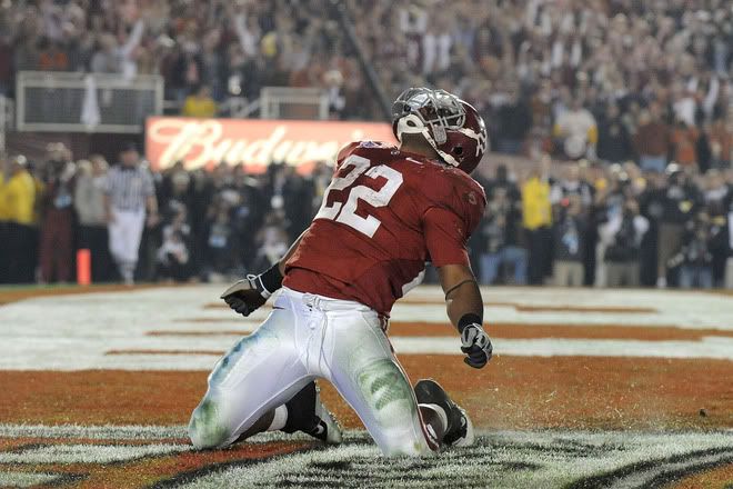 PASADENA, CA - JANUARY 07: Running back Mark Ingram #22 of the Alabama Crimson Tide celebrates after scoring in the fourth quarter against the Texas Longhorns during the Citi BCS National Championship game at the Rose Bowl on January 7, 2010 in Pasadena, California. (Photo by Harry How/Getty Images)