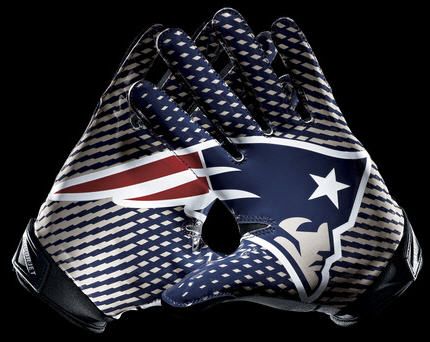 2012 Nike Patriots gloves