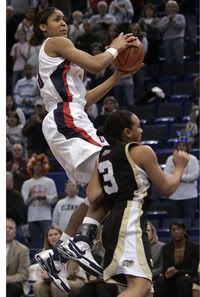 Maya Moore going up for 2 - AP Photo